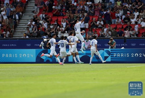 体育足球直播，激情球场：实时足球赛事全景展现