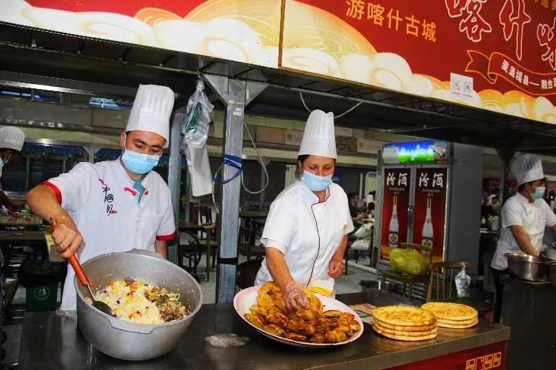 抓饭体育直播，实时体育盛宴：抓饭直播 چرخه