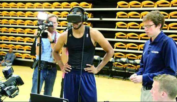 体育直播时代的迷思：虚拟沉浸、真实追寻与心灵共鸣