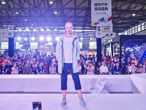 体育球鞋直播 @运动装备潮流展示直播